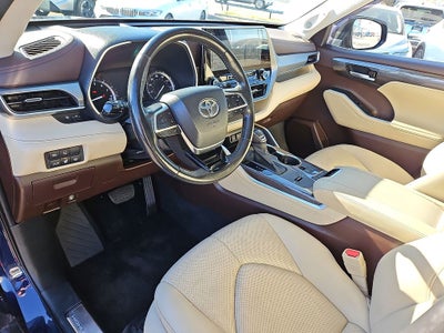 2020 Toyota Highlander Platinum