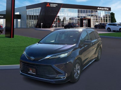 2022 Toyota Sienna XLE 7 Passenger
