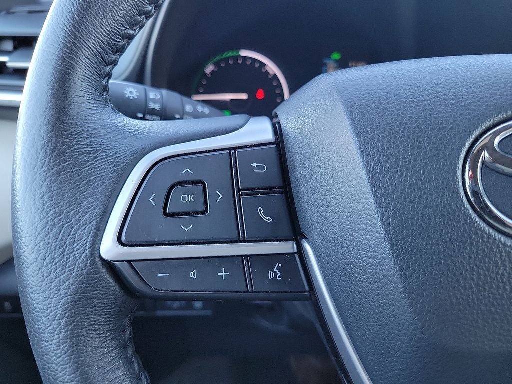 2022 Toyota Sienna XLE 7 Passenger