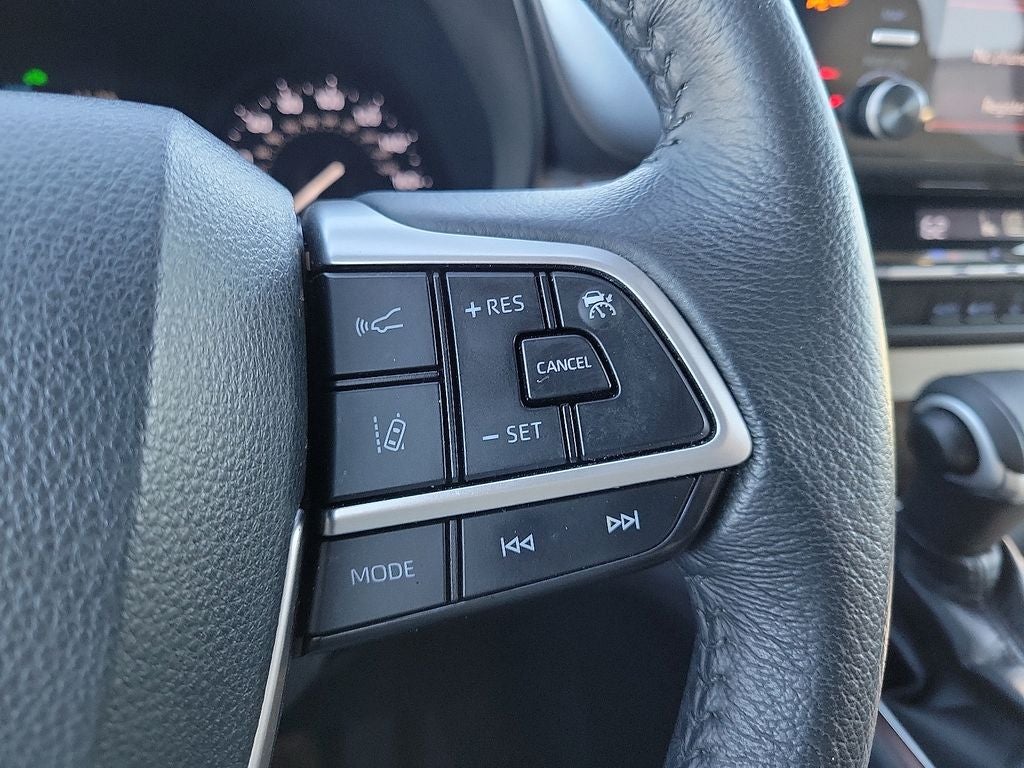 2022 Toyota Sienna XLE 7 Passenger