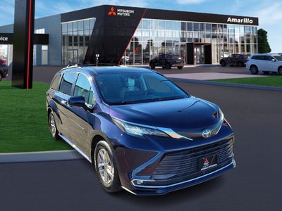 2022 Toyota Sienna XLE 7 Passenger