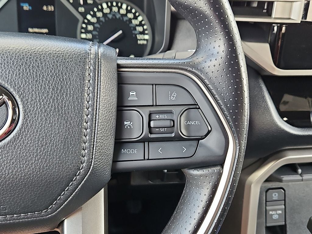 2025 Toyota Tundra SR5