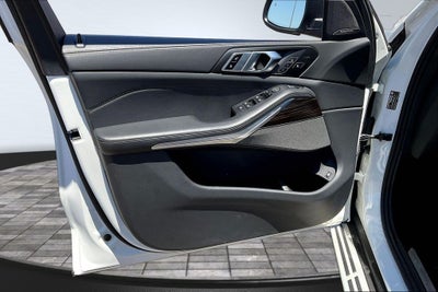2025 BMW X5 xDrive50e