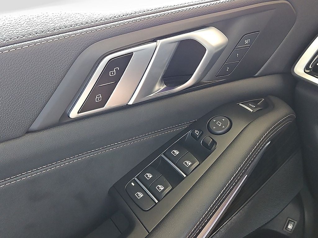 2023 BMW X5 xDrive45e