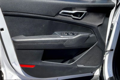 2025 Kia Sportage LX