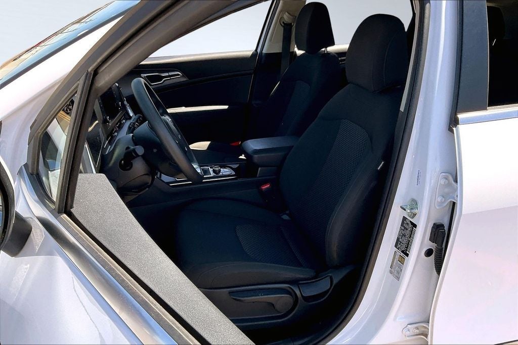 2025 Kia Sportage LX