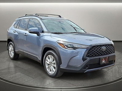 2024 Toyota Corolla Cross LE