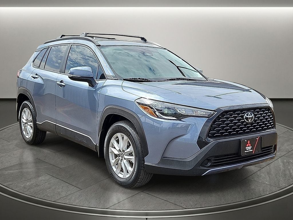 2024 Toyota Corolla Cross LE