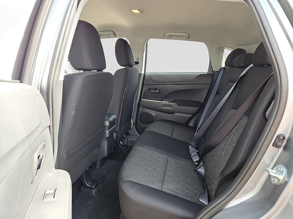 2027 Mitsubishi Outlander Sport S