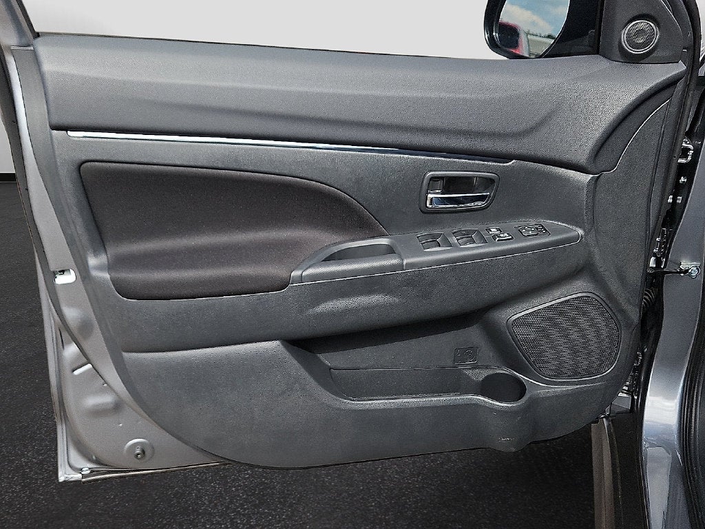 2027 Mitsubishi Outlander Sport 2.0 S