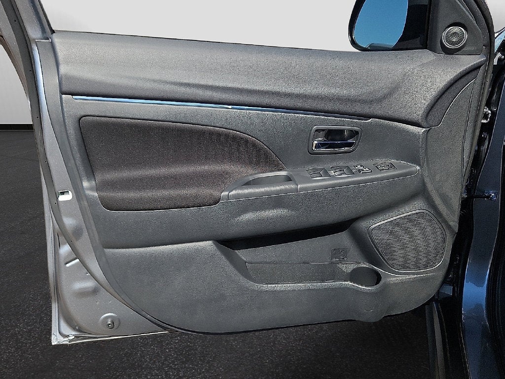 2027 Mitsubishi Outlander Sport 2.0 S