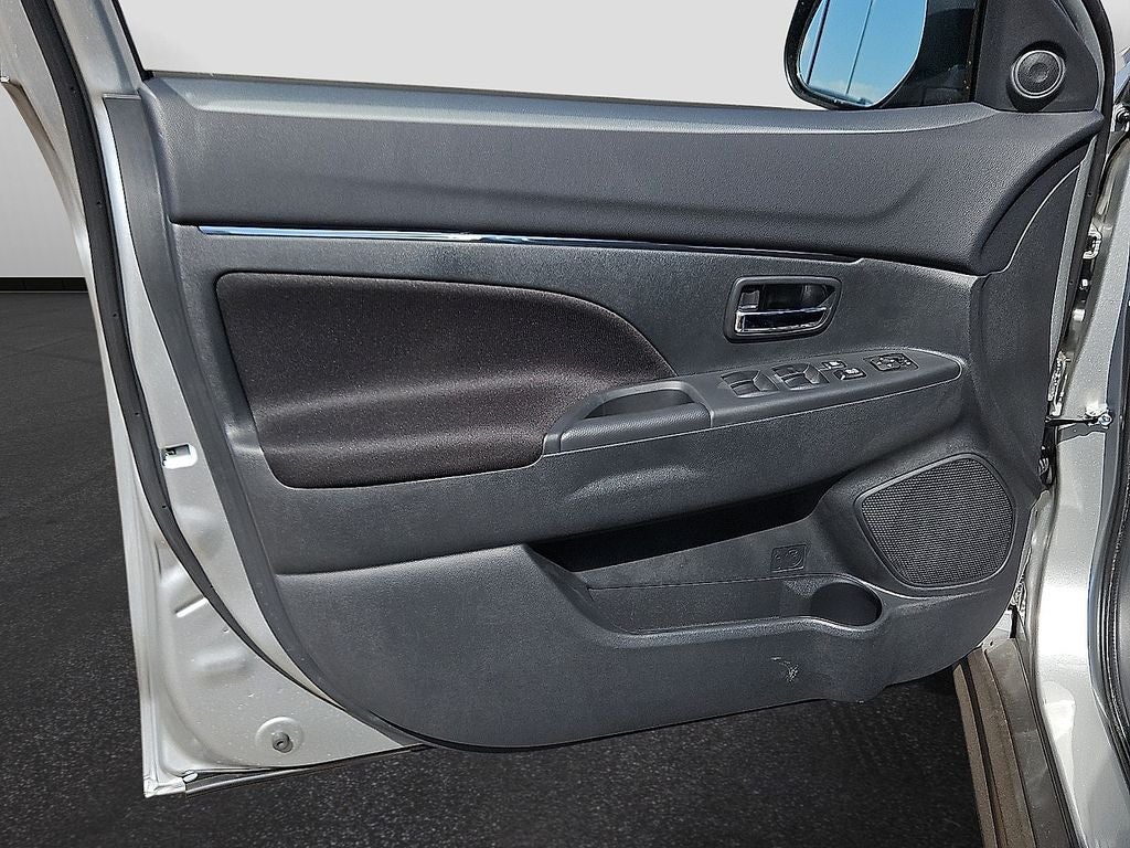 2027 Mitsubishi Outlander Sport 2.0 S