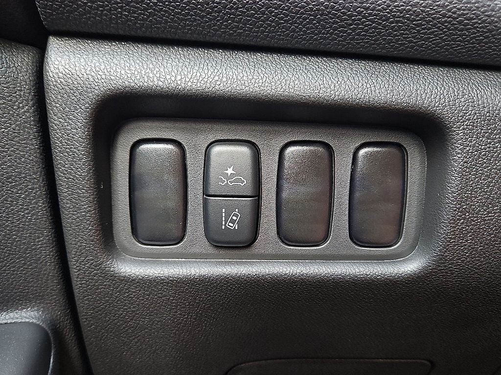 2027 Mitsubishi Outlander Sport S