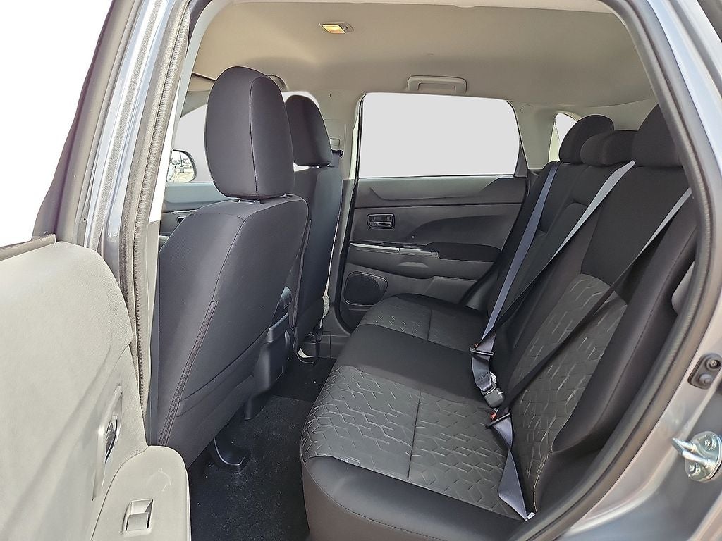 2027 Mitsubishi Outlander Sport S