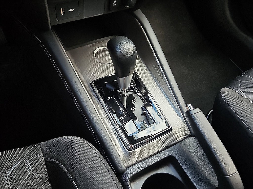 2027 Mitsubishi Outlander Sport 2.0 S