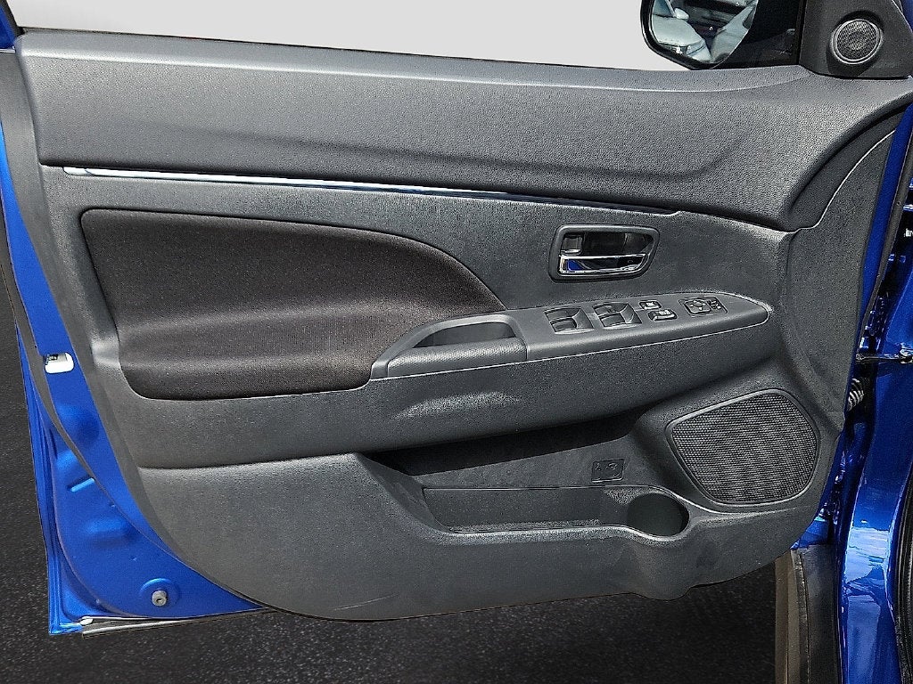 2027 Mitsubishi Outlander Sport S