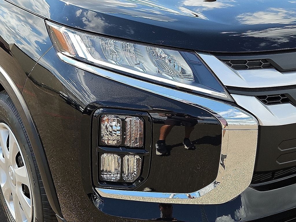 2027 Mitsubishi Outlander Sport S