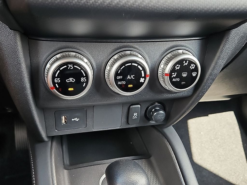 2027 Mitsubishi Outlander Sport S