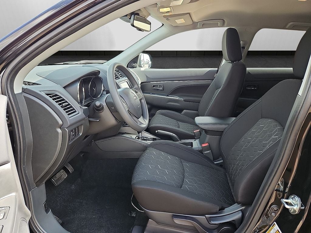 2027 Mitsubishi Outlander Sport S