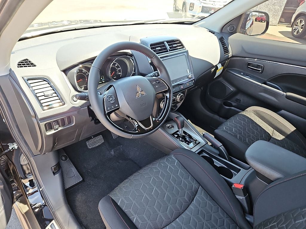2026 Mitsubishi Outlander Sport 2.0 LE