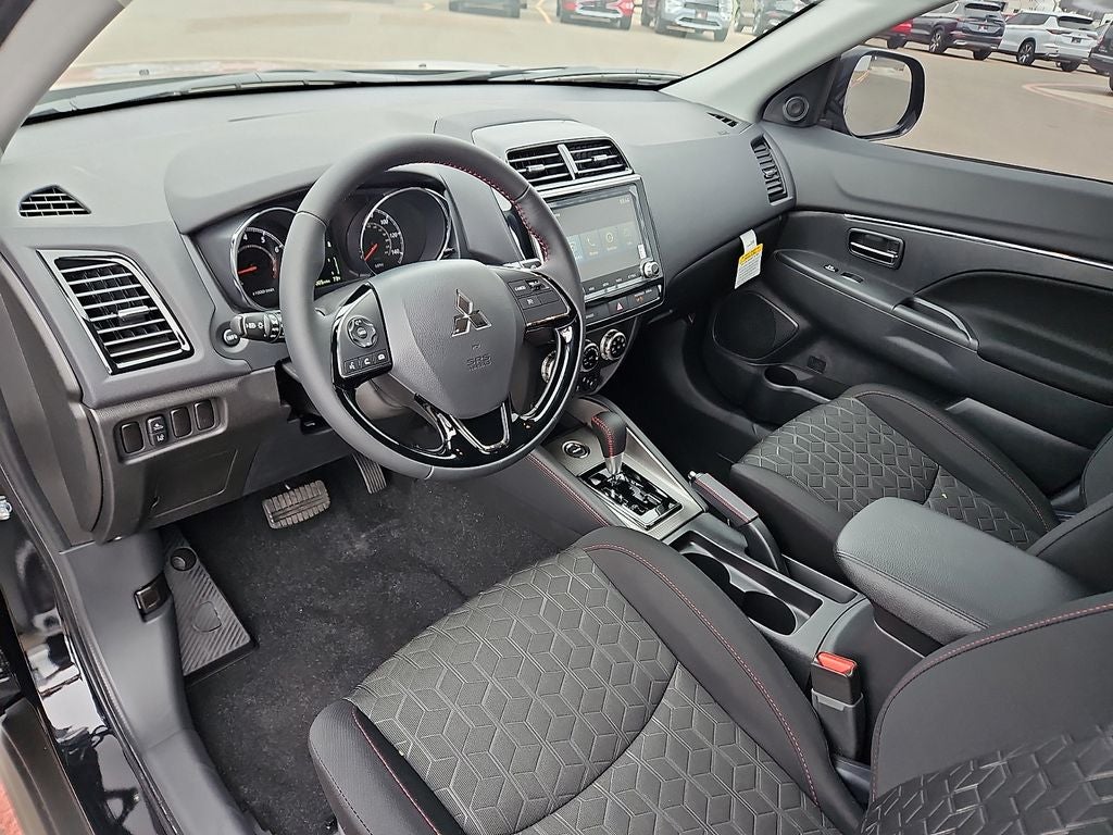 2026 Mitsubishi Outlander Sport 2.0 LE
