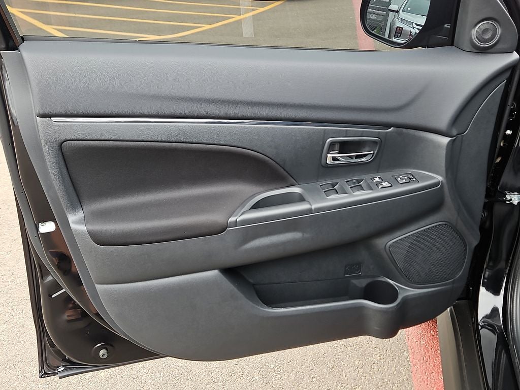 2026 Mitsubishi Outlander Sport 2.0 LE