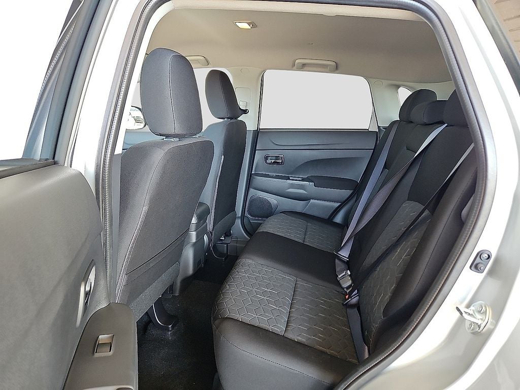 2026 Mitsubishi Outlander Sport 2.0 ES