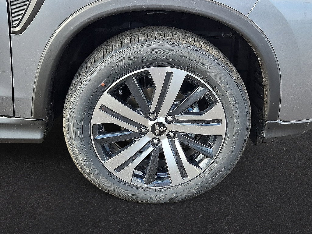 2027 Mitsubishi Outlander Sport 2.0 ES