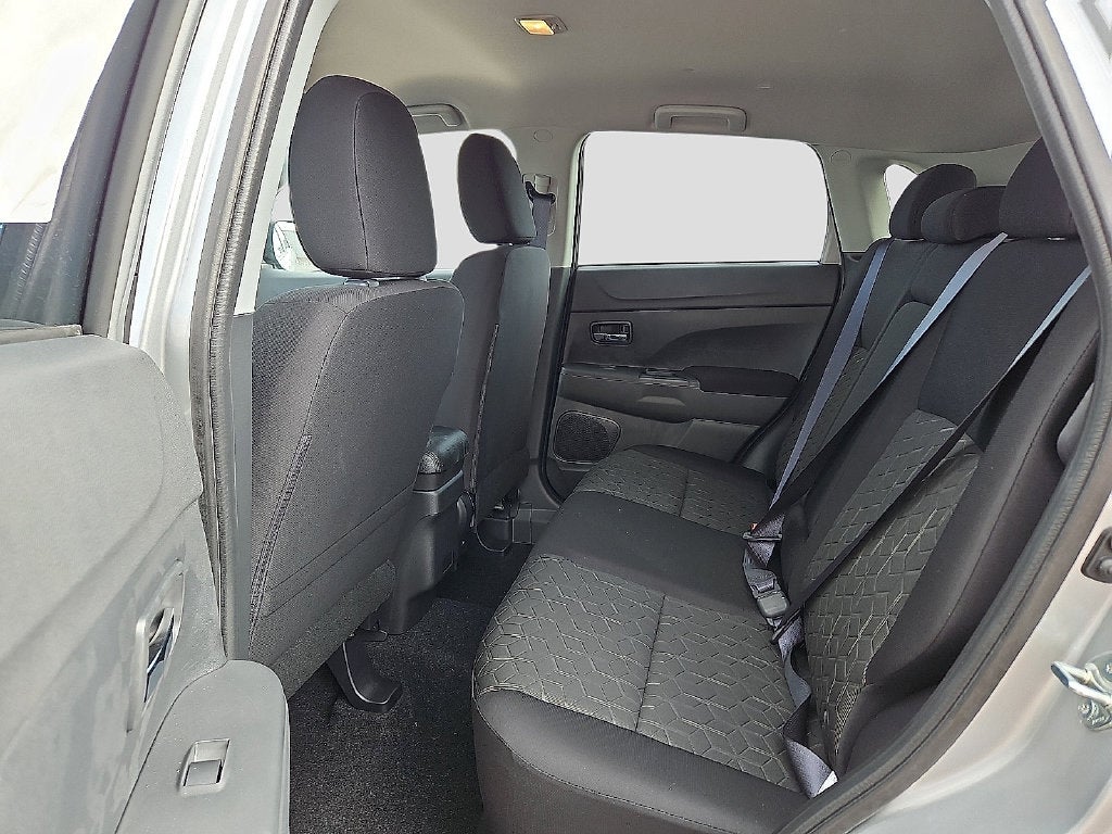 2027 Mitsubishi Outlander Sport 2.0 ES