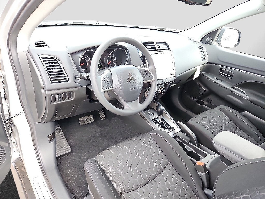2027 Mitsubishi Outlander Sport 2.0 ES