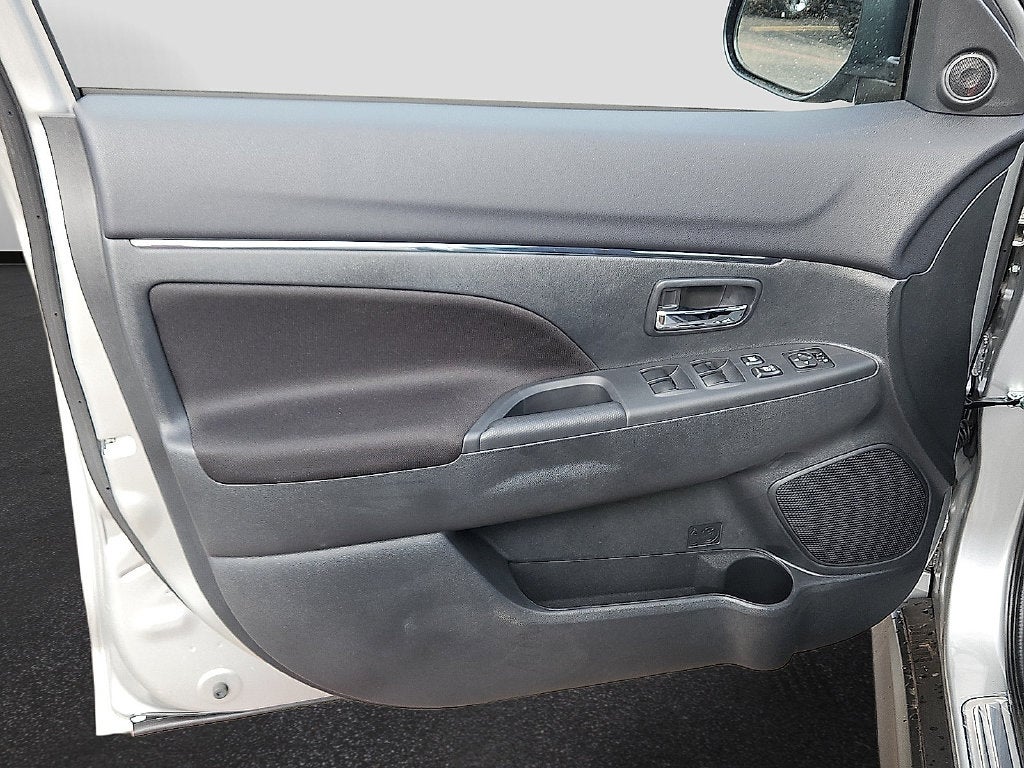 2027 Mitsubishi Outlander Sport 2.0 ES