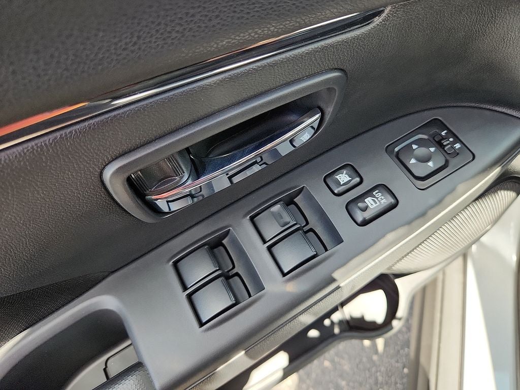 2025 Mitsubishi Outlander Sport 2.0 LE