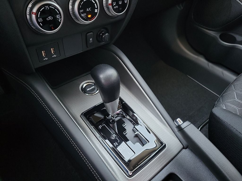 2026 Mitsubishi Outlander Sport 2.0 ES