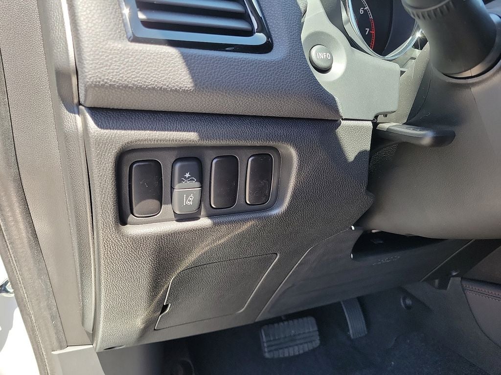 2026 Mitsubishi Outlander Sport 2.0 LE