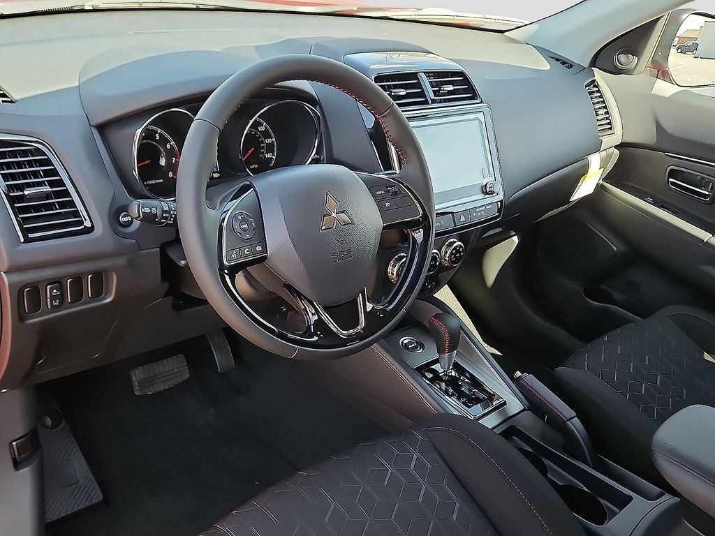 2027 Mitsubishi Outlander Sport 2.0 LE