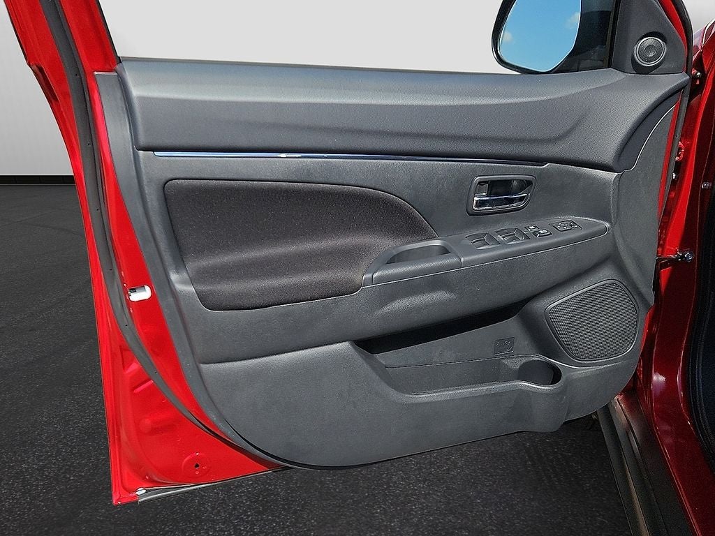 2027 Mitsubishi Outlander Sport 2.0 LE