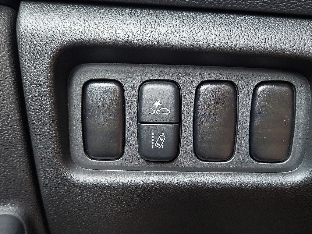 2027 Mitsubishi Outlander Sport 2.0 LE