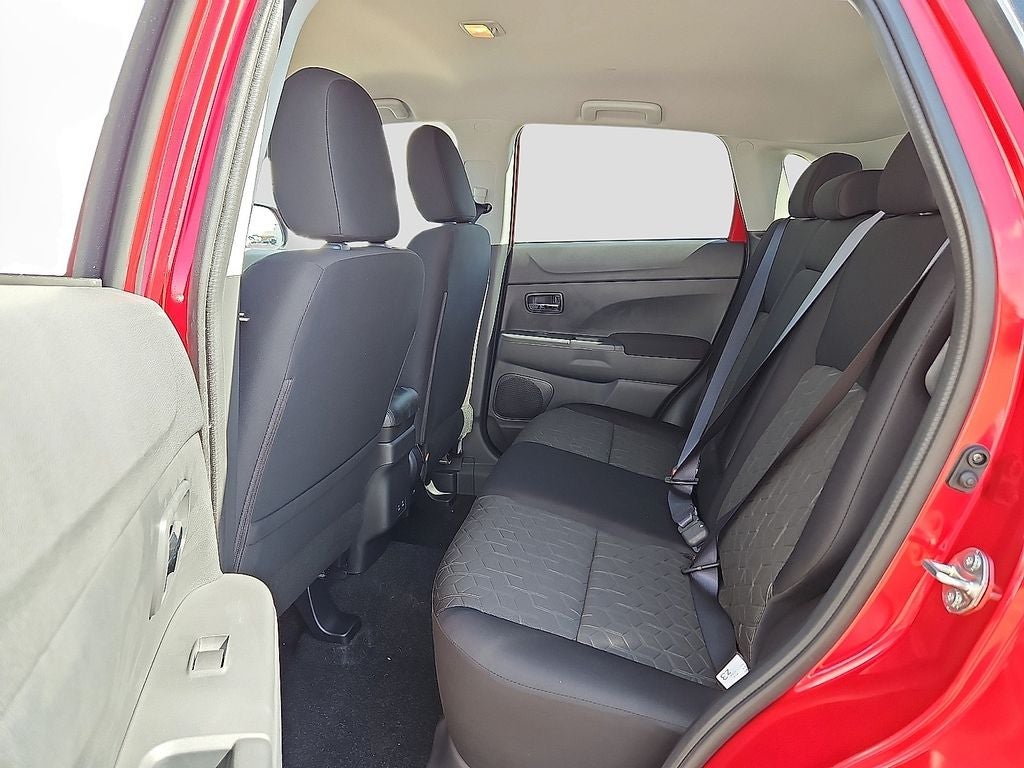 2027 Mitsubishi Outlander Sport 2.0 LE
