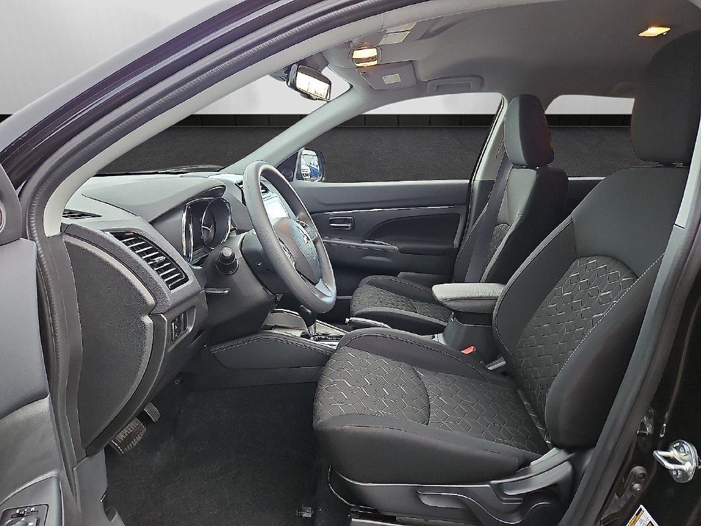 2027 Mitsubishi Outlander Sport 2.0 ES