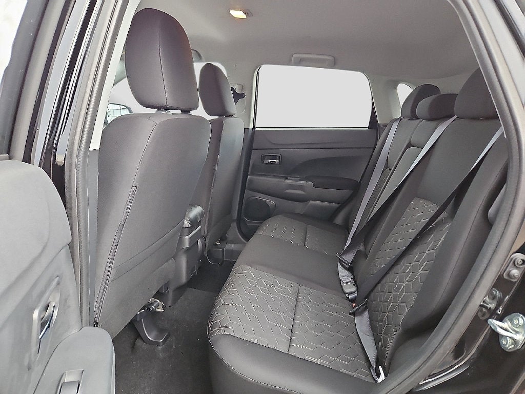 2027 Mitsubishi Outlander Sport 2.0 ES
