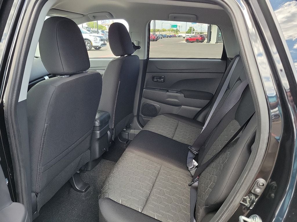 2025 Mitsubishi Outlander Sport 2.0 LE