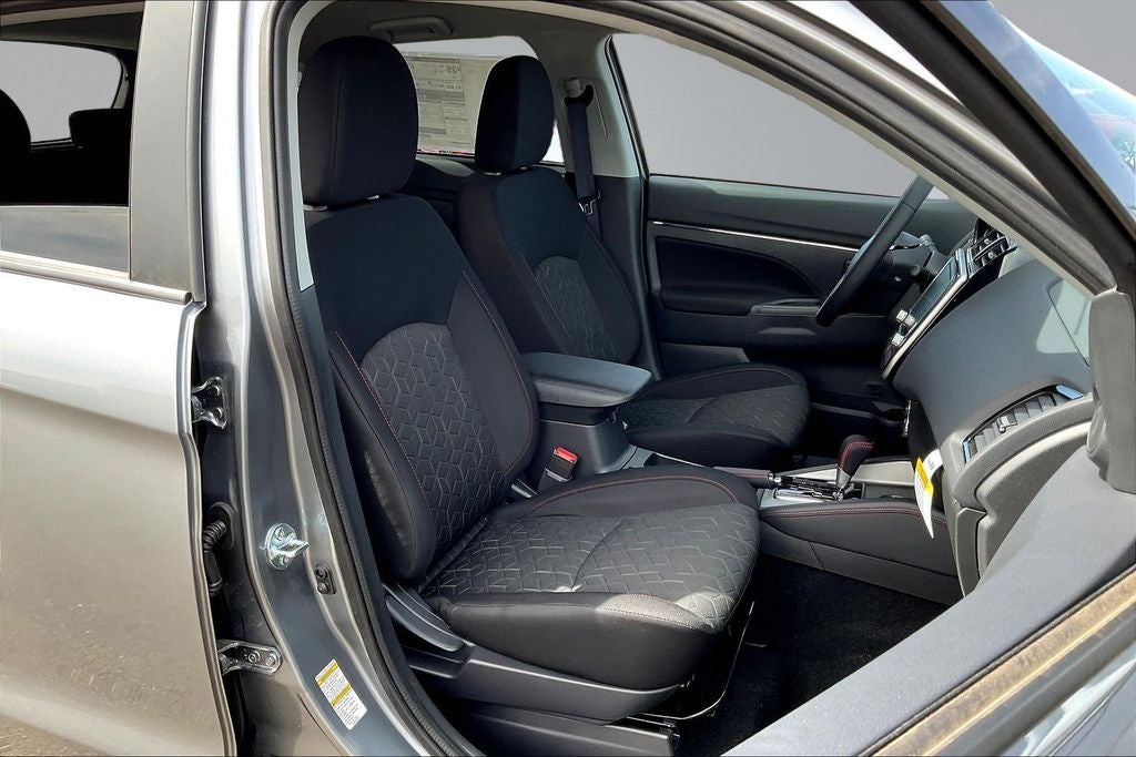 2026 Mitsubishi Outlander Sport 2.0 LE