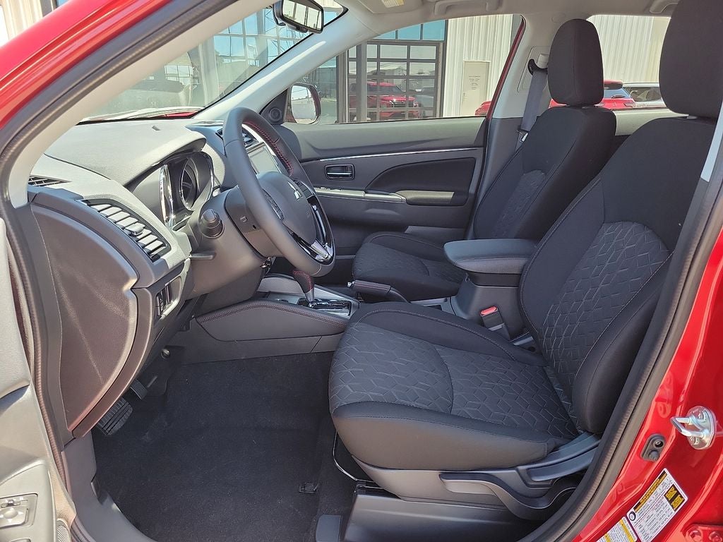 2026 Mitsubishi Outlander Sport 2.0 LE