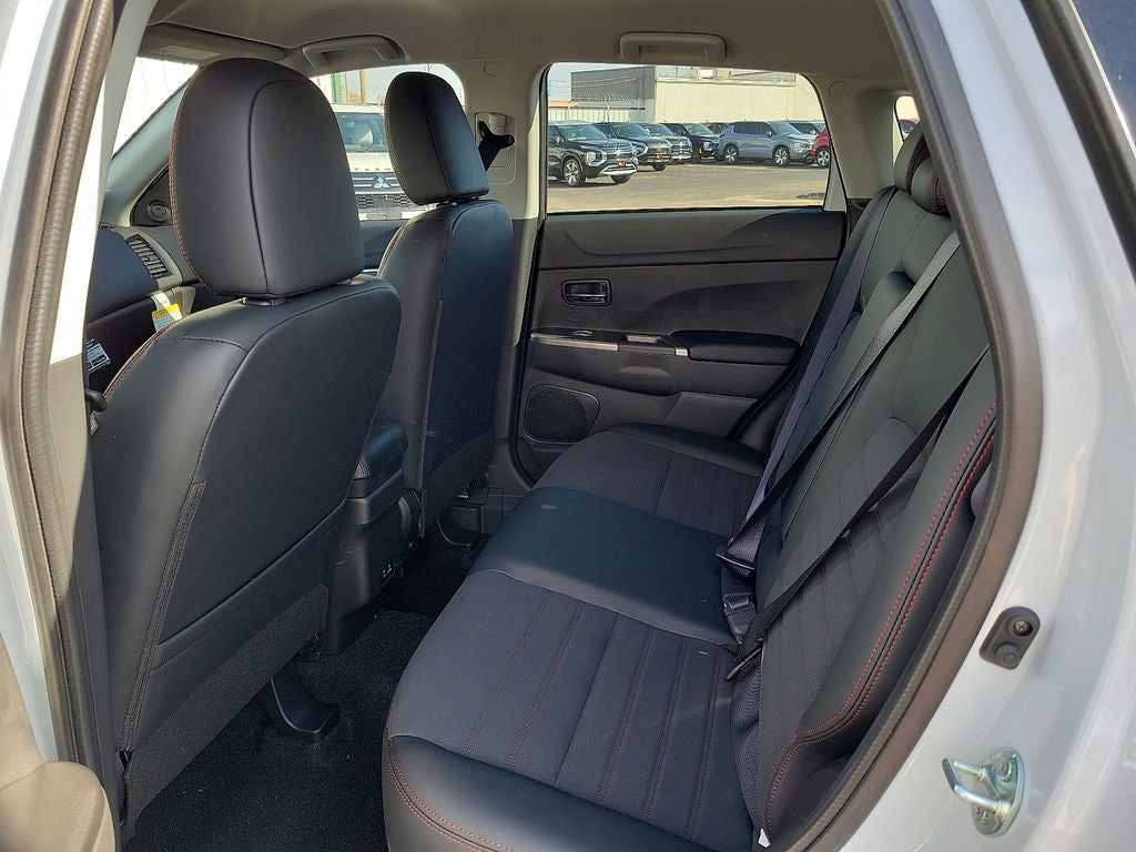 2025 Mitsubishi Outlander Sport 2.0 SE