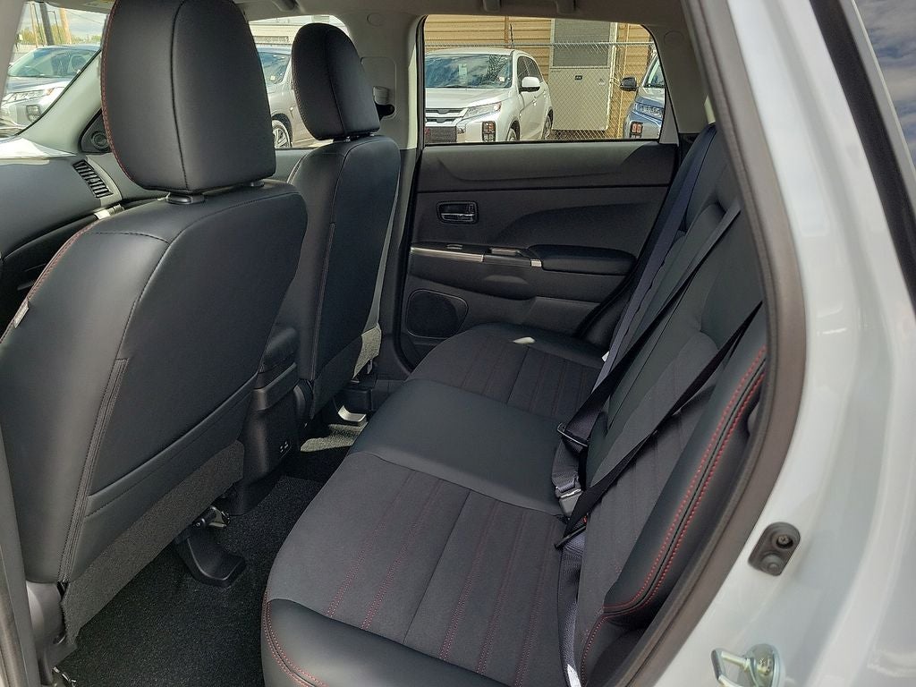 2025 Mitsubishi Outlander Sport 2.0 SE