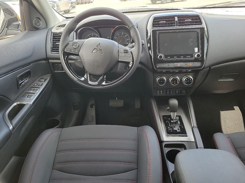 2025 Mitsubishi Outlander Sport 2.0 SE