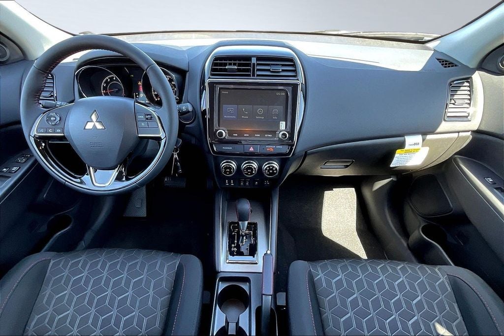 2026 Mitsubishi Outlander Sport 2.0 LE