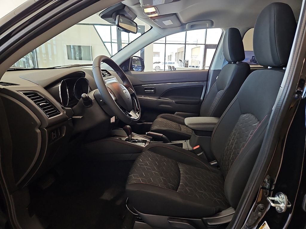 2026 Mitsubishi Outlander Sport 2.0 LE