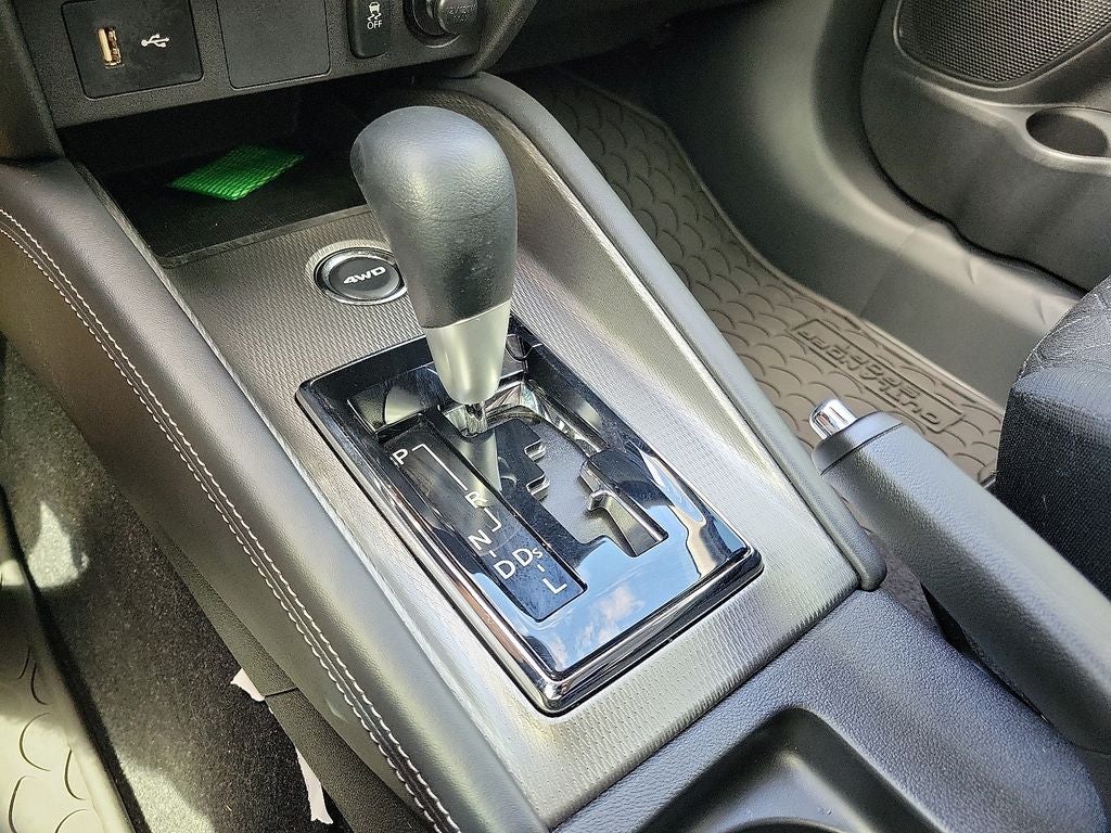 2024 Mitsubishi Outlander Sport 2.0 ES