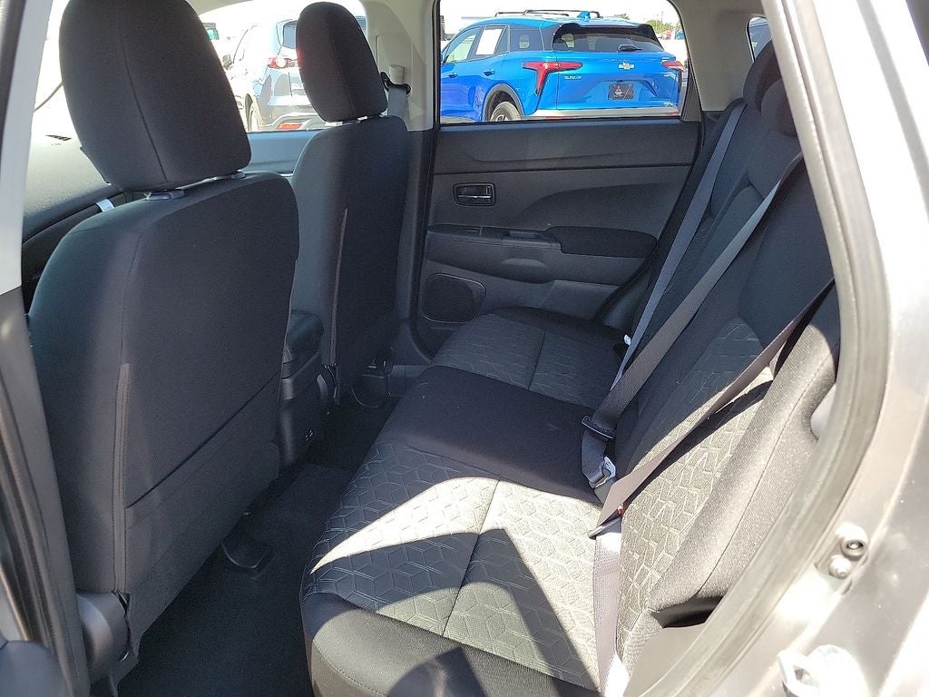 2025 Mitsubishi Outlander Sport 2.0 LE